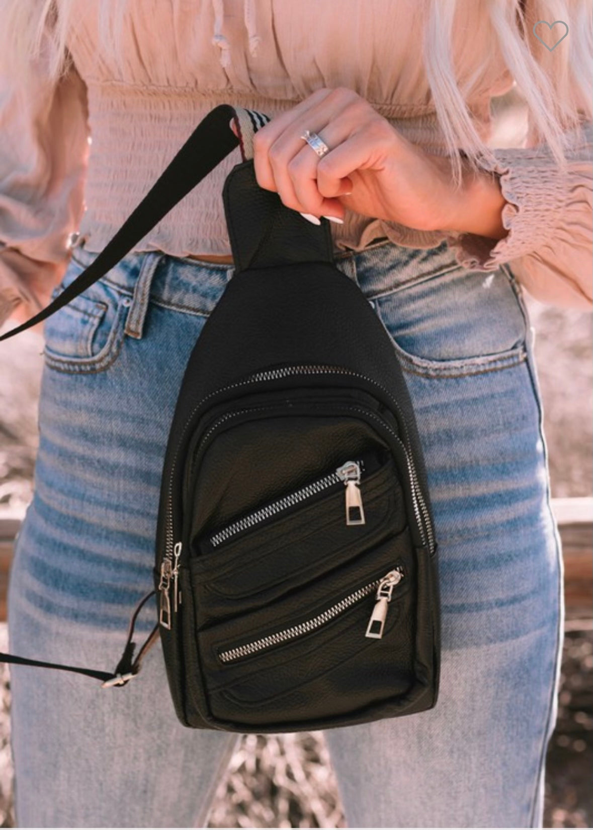 SLING BAG