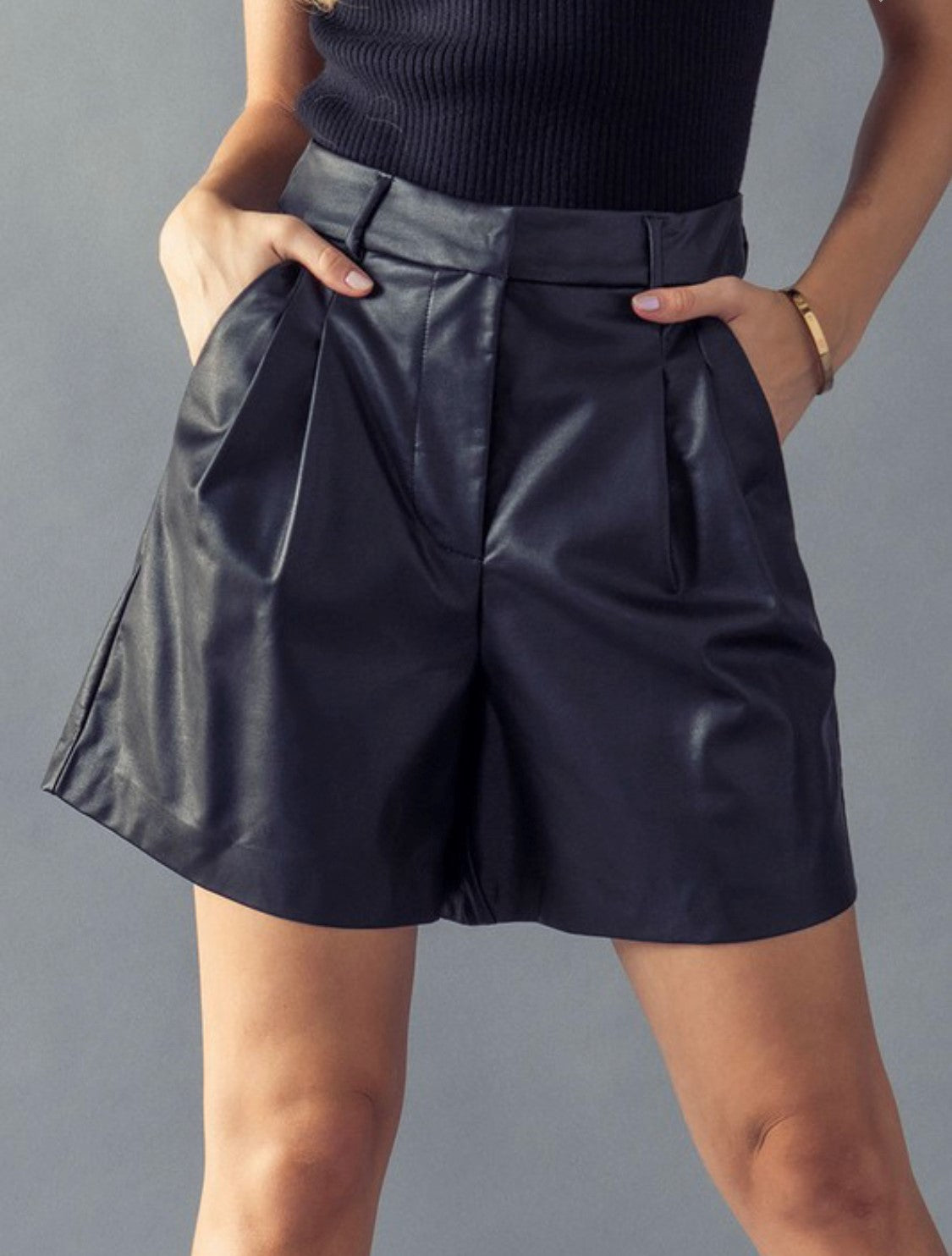 DANI LEATHER SHORTS | BLACK