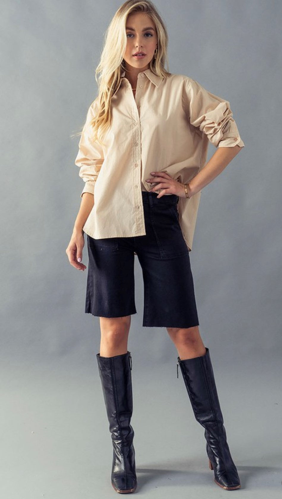 ONE AND ONLY BUTTON DOWN TOP | TAN