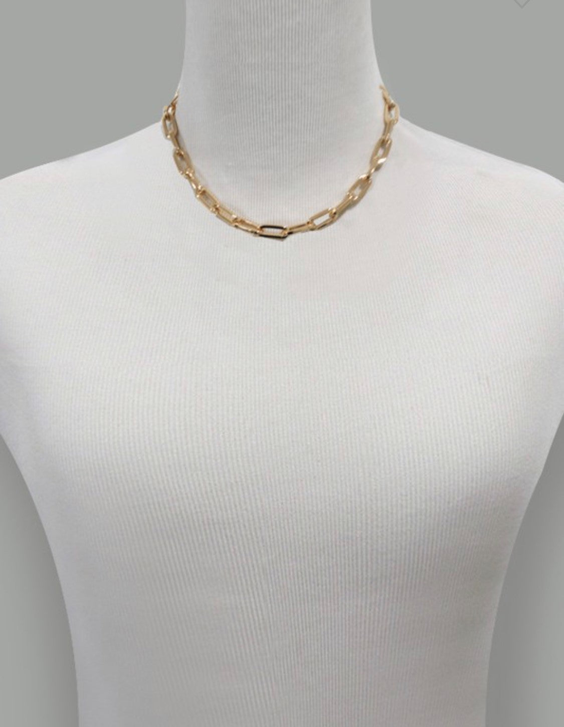 BREAK THE CHAIN NECKLACE | GOLD